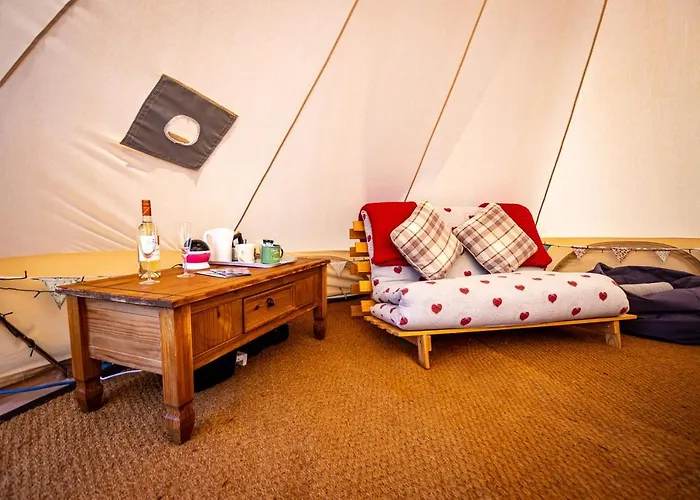 Yr Wyddfa Bell Tent - Pen Cefn Farm, Abergele, Conwy